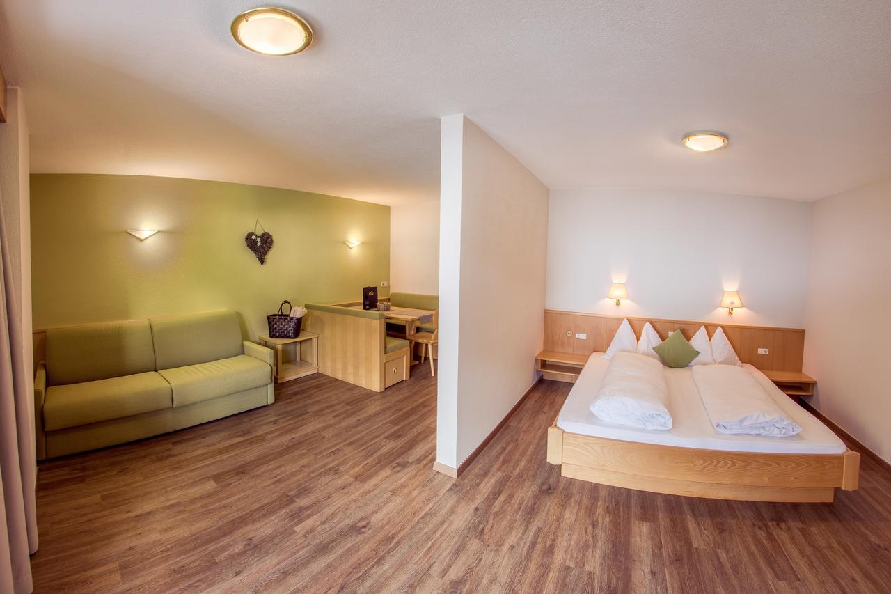 Mountain Living Apartments San Valentino alla Muta Exteriér fotografie